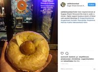 Pencinta Harry Potter Wajib Coba Donat Butterbeer dengan Golden Snitch Ini!