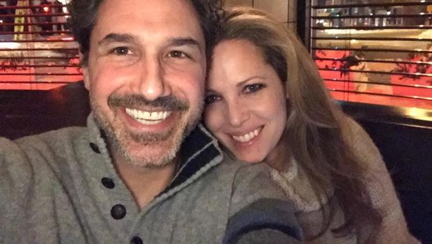 Lisa sang istri adalah sumber kekuatan terbesar yang membuat Ethan semangat.