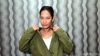 Sorot mata tajam Tara Basro. Foto: Noel/detikHOT