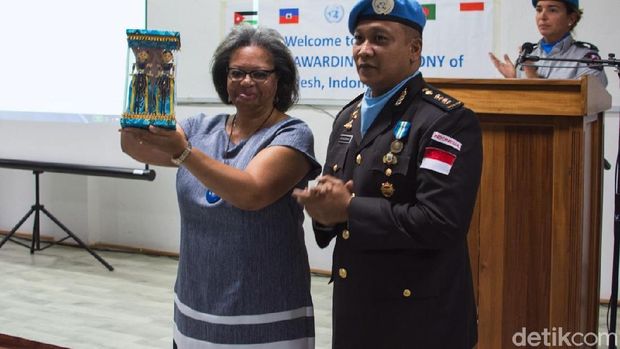 13 Anggota Polri di MINUSTAH dapat Penghargaan UN Medal