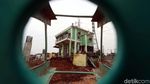 Masjid Ini Masih Berdiri di Tengah Proyek Tol Becakayu
