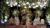 Laudya Cynthia Bella dan Engku Emran menggelar resepsi di Intercontinental Hotel & Resort, Dago Pakar, Bandung.