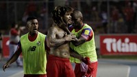 Roman Torres pemain asal Panama menjadi pemain terberat di Piala Dunia 2018. Dirilis di website resmi FIFA, Roman memiliki berat badan 99 kilogram dengan tinggi 188 sentimeter. Ia pun memiliki indeks massa tubuh 28,01 kg/m2 yang termasuk kategori overweight. Foto: Carlos Lemos/Reuters