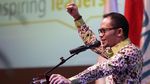Ketika Menteri Hanif Selfie dengan Serikat Pekerja BNI