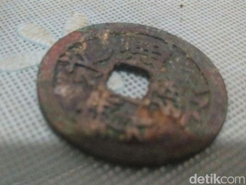 Koin China temuan warga Blitar diduga benda seni/
