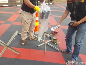 Polisi Olah TKP Penyerangan di Kemendagri