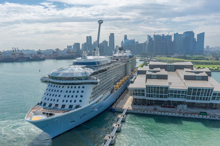 Menanti Kapal Pesiar Terbesar se-Asia Berlabuh di Bali