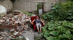 Menatap Pilu Atap Rumah yang Bolong karena Gempa Meksiko