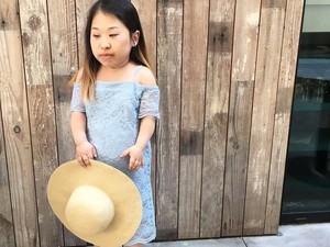 Bertubuh Kerdil Tapi Stylish, Fashion Blogger Korea Selatan Ini Viral