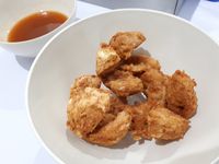 Bakmi Wong: Sedapnya Bakmi Yamin Bertopping Komplet Buatan Sang Artis