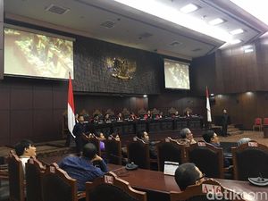MK Larang KPK Komentari Video RDP dengan Komisi III di Persidangan