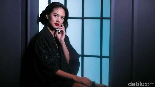 Tawa Lepas Aurelie Moeremans Tawa Lepas Aurelie Moeremans