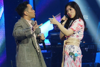 Aksi Isyana Sarasvati Ajak Musisi Berkolaborasi di Konsernya