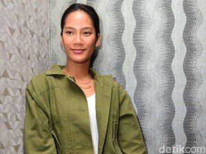 Makna Mendalam Tara Basro Tampil Tanpa Busana