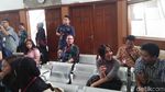 Cerita Para Korban soal Kebuasan Harvey Weinstein, Drama Cinta Lucky Perdana