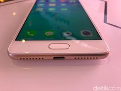 Advan A8 Menggoda dengan Kamera Ganda