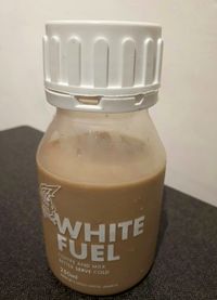 7 Speed: Menikmati Tampa Cheese Burger Bersama White Fuel di Kafe Mungil