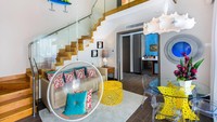 Kamar hotel ini bisa dihuni satu keluarga. Karena ada 2 kamar tidur dan sofa bed, kamar ini bisa diisi 4 dewasa dan 2 anak, atau 2 dewasa dan 4 anak. Untuk menginap di sini, traveler harus membayar USD 3.800 atau sekitar Rp 49 juta per malam! Sungguh harga yang cukup fantastis untuk menjadi Spongebob sehari. Mau? (Nickelodeon Hotels & Resorts Punta Cana/Facebook)