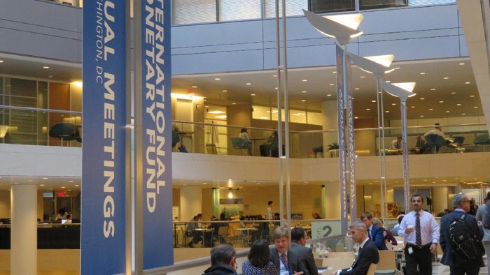 Ramalan IMF Soal Ekonomi Dunia, Mendung atau Cerah?