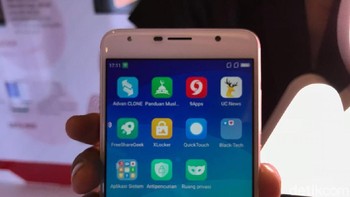 Sementara untuk selfie, terdapat kamera 8 MP. Foto: detikINET/Adi Fida Rahman