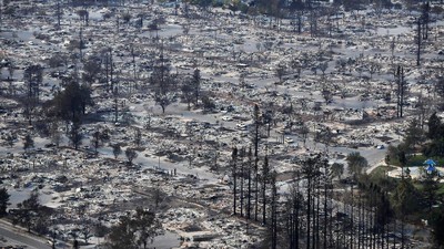 Foto: Ngeri! Penampakan Ribuan Rumah Ludes Dilalap Api di California