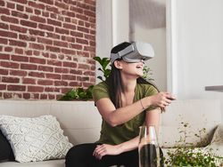 Penampakan Headset VR Murah Oculus