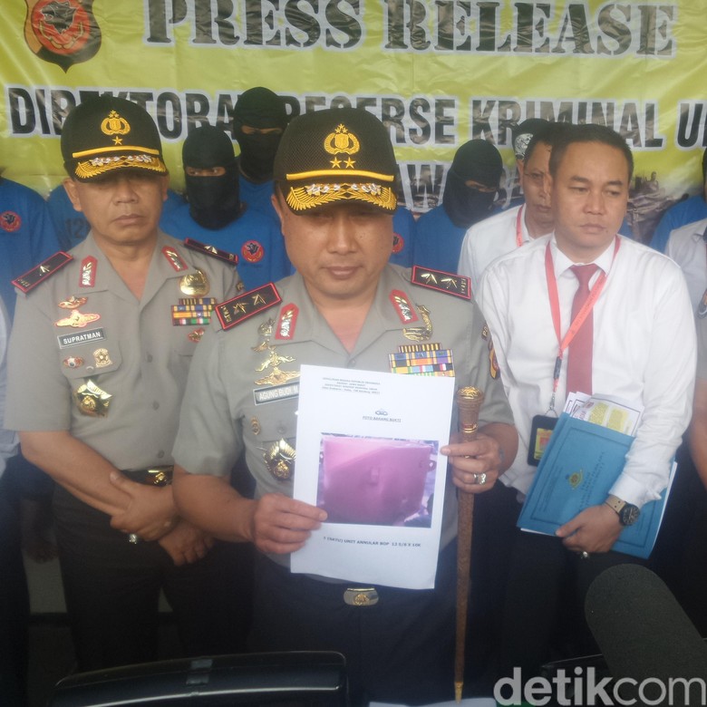 Polda Jabar Tangkap Pencuri Alat Bor Rp 11 M Milik Pertamina Polda Jabar Tangkap Pencuri Alat Bor Rp 11 M Milik Pertamina