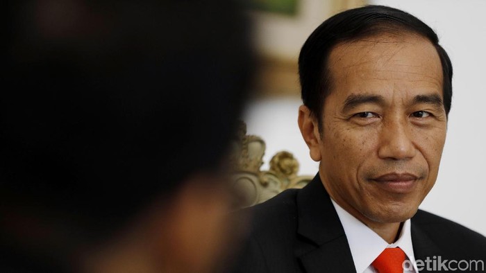 Presiden Jokowidodo Saat Wawancara