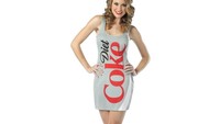 Yang ini termasuk gaun simple. Temanya Diet Coke dengan dominasi warna abu-abu dan merah. Foto: Istimewa