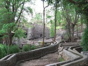 5 Wisata Populer Kediri untuk Liburan Keluarga