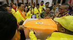 Partainya Tommy Soeharto Daftar ke KPU Bawa Rombongan Debus