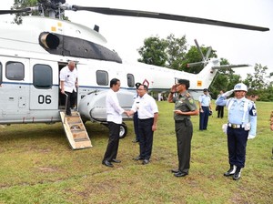 Naik Helikopter, Jokowi ke Musi Banyuasin untuk Peremajaan Sawit