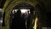 Diketahui kalau lorong di Lubang Jepang Bukittinggi tersambung ke beberapa lokasi strategis, sebut saja Jam Gadang Bukittinggi hingga Istana Bung Hatta (Randy/detikTravel)