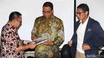 Anies-Sandi Terima Hasil Kerja Tim Sinkronisasi