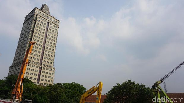 Sisi Lain Menara Saidah Milik Suami Inneke Koesherawati
