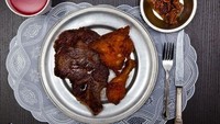 Kalau Ricky Ray Rector memesan steak, fried chicken, Cherry Kool-Aid dan pecan pie sebagai menu terakhirnya. Ia dihukum mati karena membunuh seorang pria di klub malam. Foto: Mirror