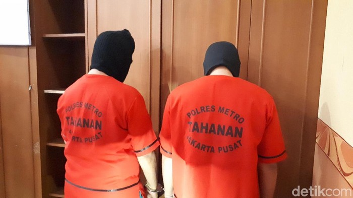 Tipu Korban dengan ATM Palsu, 2 Pria Ini Ditangkap