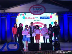 Lewat Flashlight, Bunda Ini Dapat Jutaan Rupiah