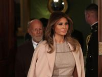 Melania Trump Buat Kampanye Anti-bullying Di Sekolah