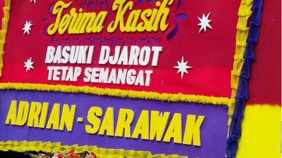 Foto: Karangan Bunga Terakhir untuk Ahok-Djarot