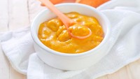 Sama seperti Prancis, orang tua di Italia memberi makan awal pada anak berupa aneka sayuran. Ini tentunya dalam bentuk puree dan lumatan. Ketika anak mulai terbiasa dengan tekstur baru yang padat, makanan seperti pasta semolina kecil dengan kaldu sayuran juga jadi favorit.