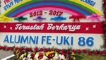 Foto: Karangan Bunga Terakhir untuk Ahok-Djarot