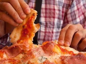 Makan Pizza Setiap Hari, Pria Ini Buktikan Diet Tetap Sukses