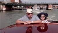 Kalau foto liburan SBY dan Bu Ani ini pasti bikin para jomblo iri (Dok. aniyudhoyono/Instagram)