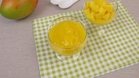 Bayi di Jamaika mengonsumsi puree dan lumatan buah. Tapi mereka memakai bahan makanan yang dianggap eksotis bagi orang barat. Misalnya mangga, naseberry dan jambu.