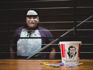 Sambut Halloween, KFC Hadirkan Kostum Pesta A la Colonel Sanders