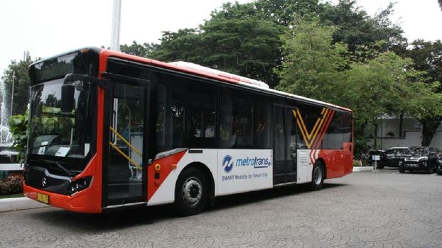 Asyik, Pengganti Metromini Hadir Tahun Ini