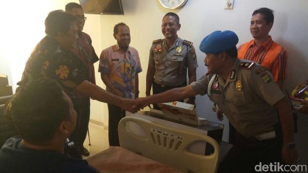 PNS korban penyerangan dijenguk pejabat Kemendagri