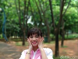 Kencan Singkat Xiaomi Mi A1 dan Vanka JKT 48