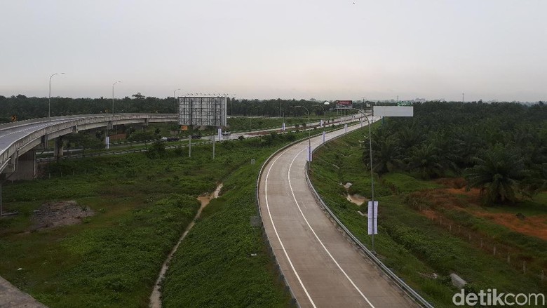 Menjajal Tol Kualanamu-Sei Rampah yang Akan Diresmikan Jokowi